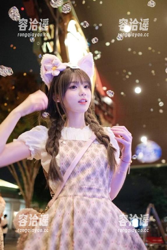 155.fun 155.fun的网址页面信号好像不太稳,那内容可是更新得飞快呢,依旧让我洗眼。