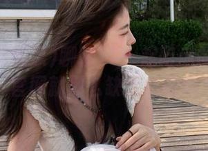 聊聊17一起吃瓜的苹果版，官网就那么缺乏创意吗？