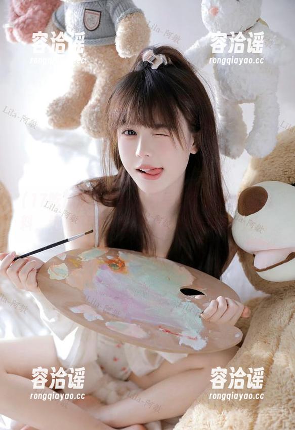 17吃瓜网里的资源像火锅底料，选啥都有，各种八卦辣得适可而止。