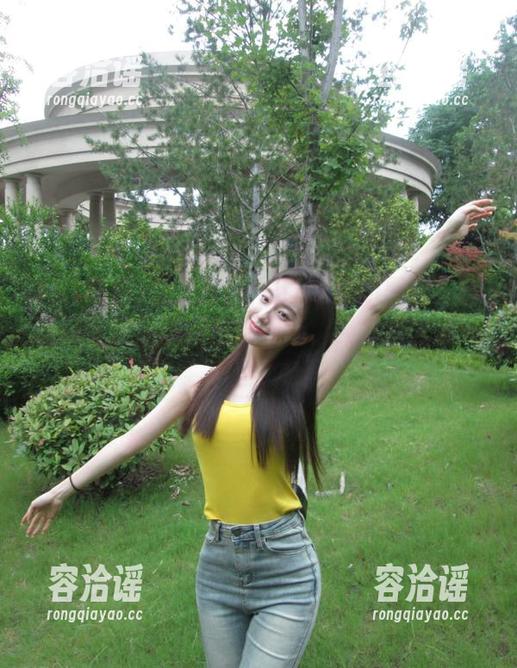 51吃瓜 想了解国产51吃瓜的黑料?传送门带你穿越到逗趣现场,身体得去瘦一圈!