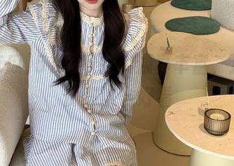 51吃瓜的资源真丰富，连瓜都长得这么好看