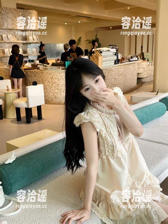 51吃瓜首页：全网最全最新吃瓜，眼球都快被吸走了，求助啊！