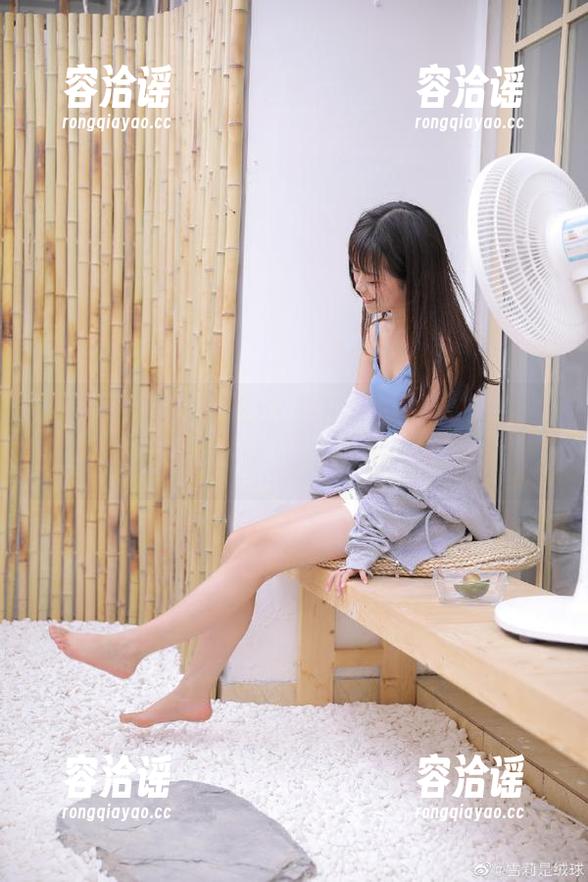 51吃瓜网 走进51吃瓜网:漫画里那些神秘的“线路”,真让人止不住想追!