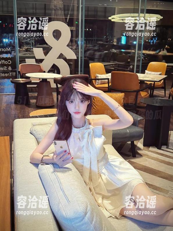 点开51吃瓜群众官网，在在线的路上我们不打烊，快来接收你的瓜！