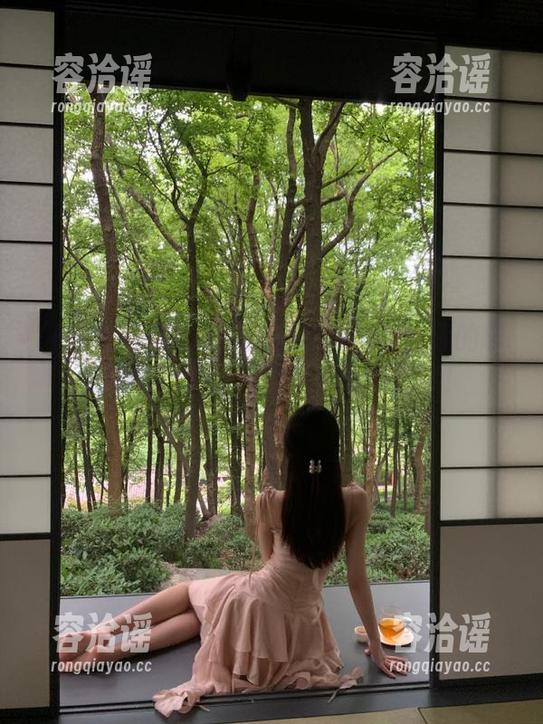 66吃瓜 66吃瓜入口在哪里?让我的求知欲像吃了万斤糖那样蓬勃发展!