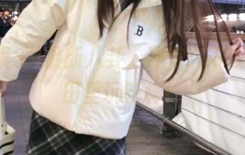 最新八卦，冲浪718娱乐，瓜田里玩花样！