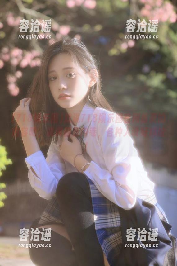 就说718娱乐圈官网首页的内容吧，满满都是内卷，各种人设好尴尬！