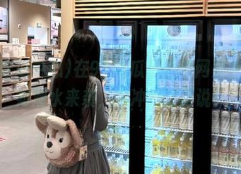 在91吃瓜中心的网页上，瓜如潮水来袭，先冲一波再说！