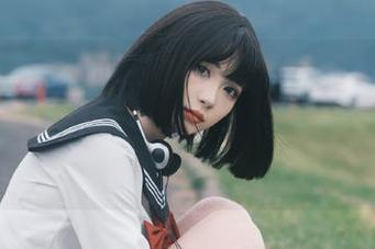 分享！今天又被“91吃瓜中心”送来的新鲜瓜给刷屏了，瓜皮都掉了一地。