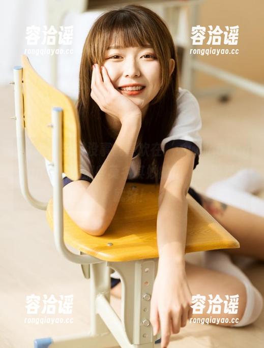 没事就喜欢在‘www.51cg.fun’观看那些莫名其妙的瓜，反正开心就好！