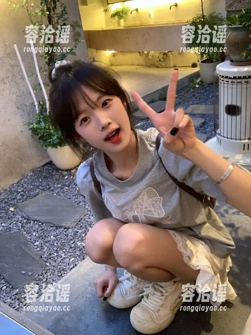 秋天来了，西瓜还在！下载www.51cg.fun，快速消暑必备！