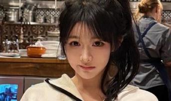 听说“www.黑料”里的资源丰富到不行，怕是会让我一天不想出门呢。