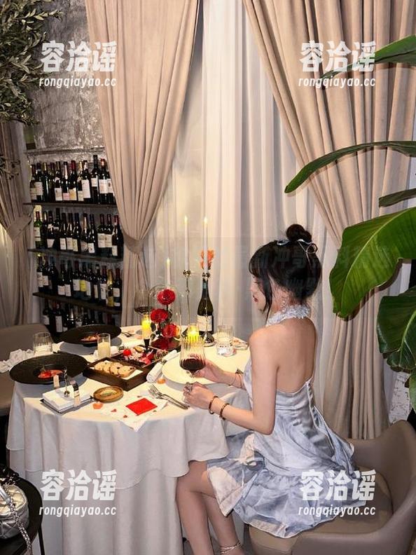 冲哥黑料精选 你要的最新冲哥黑料精选地址,个个都是真·黑色幽默!