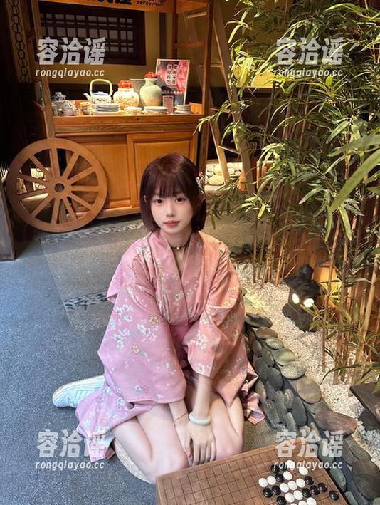 下载吃瓜君，新时代的“瓜联”计划，让八卦文化点燃生活！
