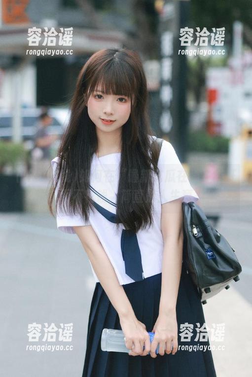 如何在“最新吃瓜在线”疯狂扒瓜而不花钱，简直是人生赢家！