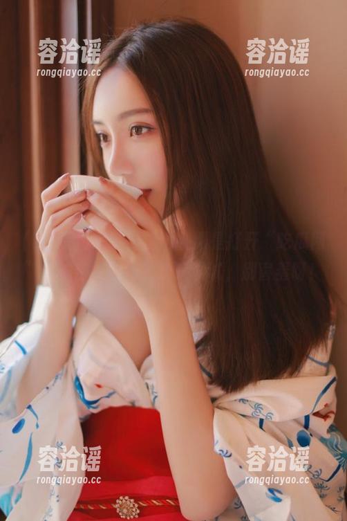 吃瓜网 嘻嘻,这个视频是打开“吃瓜网”的秘密入口吗?快来试试,别害羞呀!