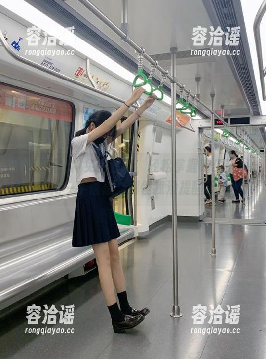 免费注册，轻松掌握吃瓜黑料的第一手信息，别怪我没提醒哦！