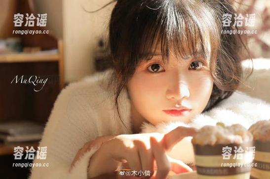 登录“我要吃瓜网”，家里的瓜都快吃完了，还在等哪个明星掉黑料？