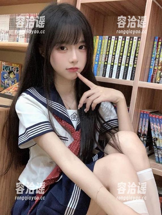 开启“黑料不打样”app，瓜太丰富，欢乐的打击感完全停不下来！