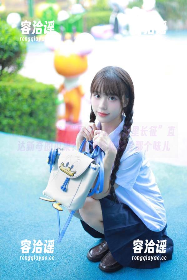 “黑料不打烊万里长征”直达新奇的瓜果？真想趁机尝尝那个味儿