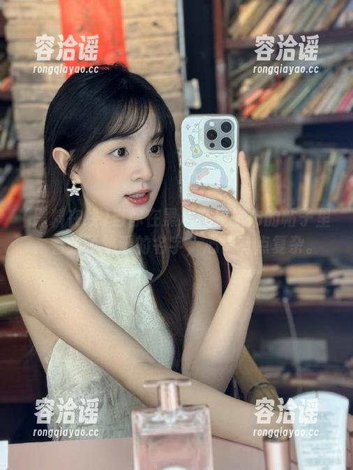 黑料在线 当你在黑料在线发布的帖子里,看到了熟悉的名字,心情有点复杂。