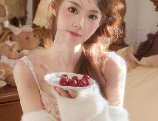 “万篇长征黑料正能量”视频，如此魔性，不知不觉就朝着吸引眼球那一路高歌猛进！