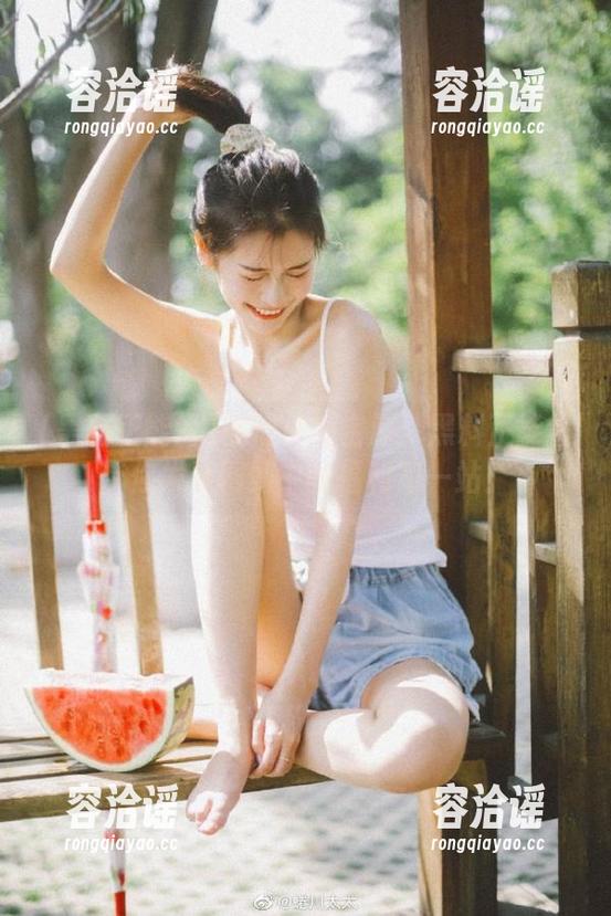 被低估的宝藏：黑料正能量带你发现网站中的福利第一站！