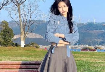下载“黑料正能量”，竟被“index.php”绑架！流量飞一般的感觉～