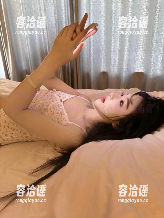 黑料爆料站最新出炉，明星们都爱上了家中养小猫？这小猫到底有何神奇之处？