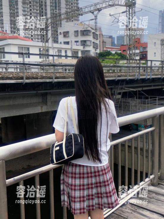 来呀，快来看黑料爆料站最新动态，瓜田里的秘密热点！