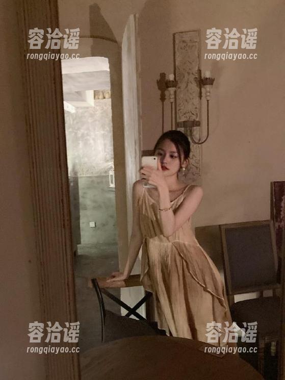 瞧瞧，黑料网的视频在线，脑海里飘过千万个疑问。