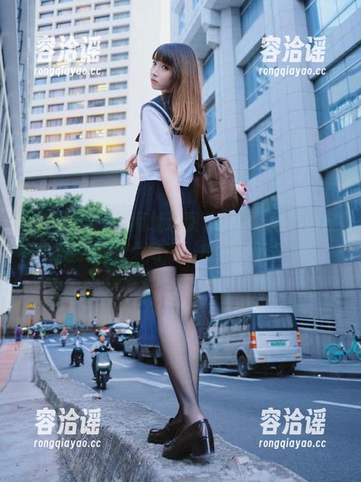 网址透漏了消息，黑料网红网里的故事太离奇，根本停不下来！